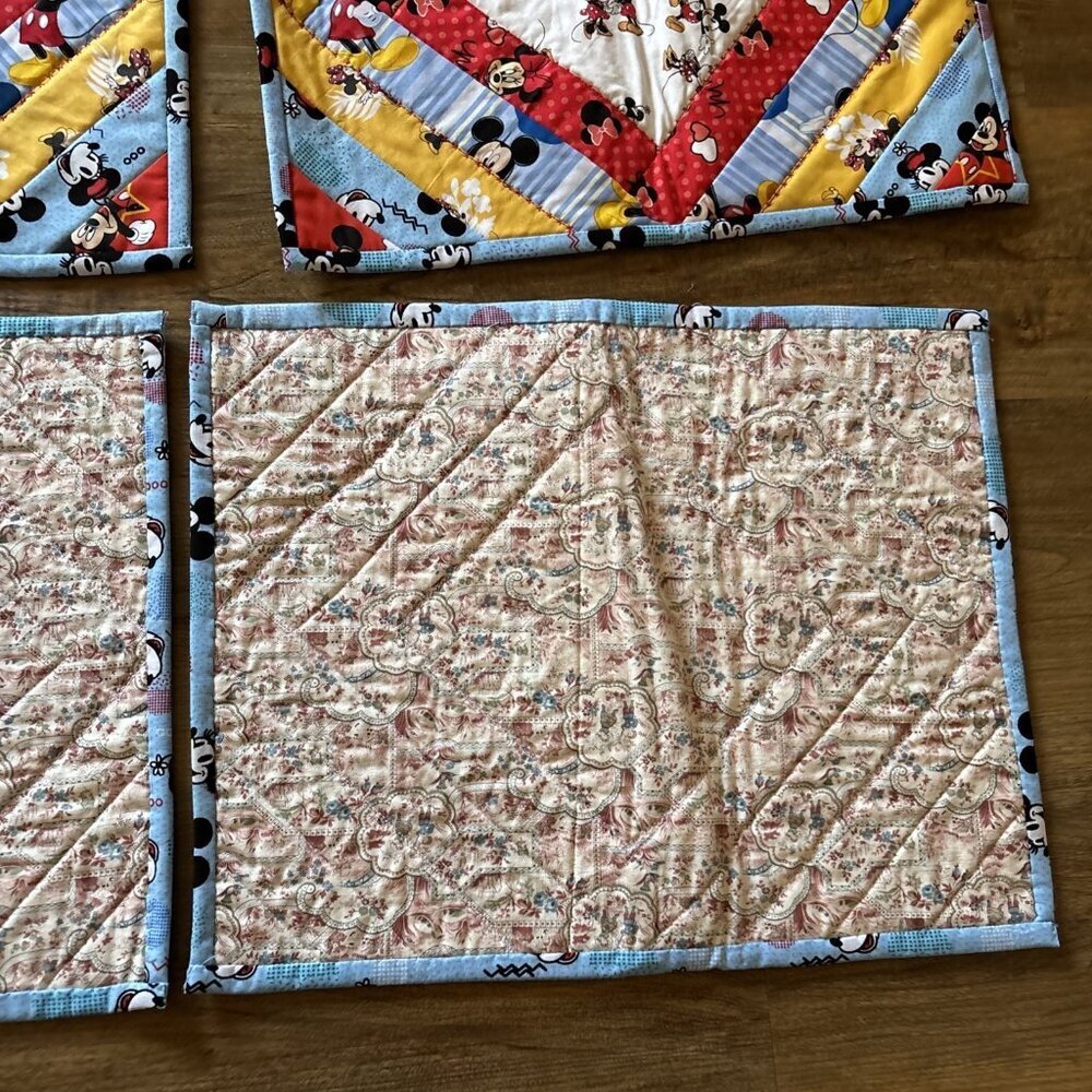 Quilted Mickey Mouse Placemats Set of 6 Double sided - Picture 6 of 6
